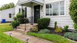 28 Singer Drive - Photo 3