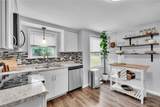 401 Lamarck Dr - Photo 2