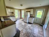 515 Rock City Street - Photo 4