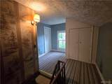 1608 Lyndonville Road - Photo 11