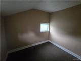 1608 Lyndonville Road - Photo 14