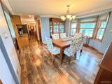 5220 Kennedy Crescent - Photo 10