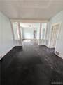 108 Goodyear Avenue - Photo 2