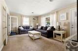54 Steiner Avenue - Photo 5