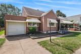 1689 Kensington Avenue - Photo 2
