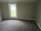 18 Newton Street - Photo 12