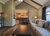 22 West Lake Forest Parkway - Photo 10
