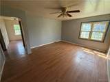 1036 Saunders Sett Road - Photo 8