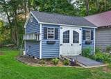 25 Willis Avenue - Photo 16