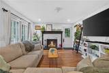 25 Willis Avenue - Photo 29