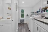 25 Willis Avenue - Photo 42