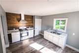 104 Oak Orchard Street - Photo 3