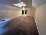 11 Oak Street - Photo 6