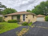 177 Iris Avenue - Photo 2