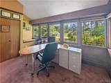 9810 Fancher Heights - Photo 27