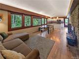 9810 Fancher Heights - Photo 29