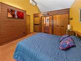 9810 Fancher Heights - Photo 36