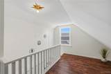 358 Hastings Avenue - Photo 22