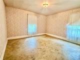 605 N Seward Avenue - Photo 24