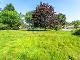 1074 Beach Avenue - Photo 9