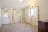 12 Logan Street - Photo 20