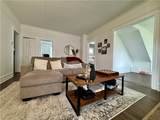 565 Thompson Street - Photo 9