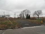55 Mount Read Boulevard - Photo 8