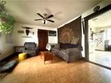 11 Gilbert Street - Photo 6