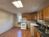 418 Chase Street - Photo 11