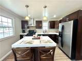 284 Universal Avenue - Photo 10