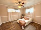 284 Universal Avenue - Photo 16
