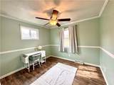 284 Universal Avenue - Photo 18