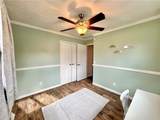 284 Universal Avenue - Photo 19
