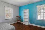 209 Wisteria - Photo 14