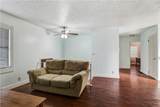 209 Wisteria - Photo 4