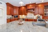901 East Avenue - Photo 3