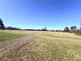 207 Dundee Starkey Road - Photo 28