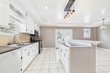 6224 Versailles Rd - Photo 18