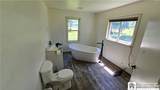 23 Leslie Street - Photo 11