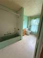 219 Kingsbury Avenue - Photo 12