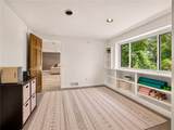 1021 Fairport Road - Photo 28