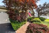16 Hillcrest Drive - Photo 3