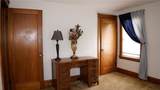 909 Main Street - Photo 19