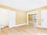 307 Oak Street - Photo 10