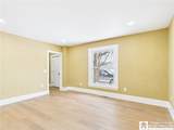 307 Oak Street - Photo 18