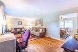 1990 Maple Avenue - Photo 4