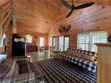 3175 Pineview Drive - Photo 6