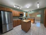 805 Perry Street - Photo 2