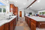 976 Charles Street - Photo 18