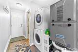 976 Charles Street - Photo 43